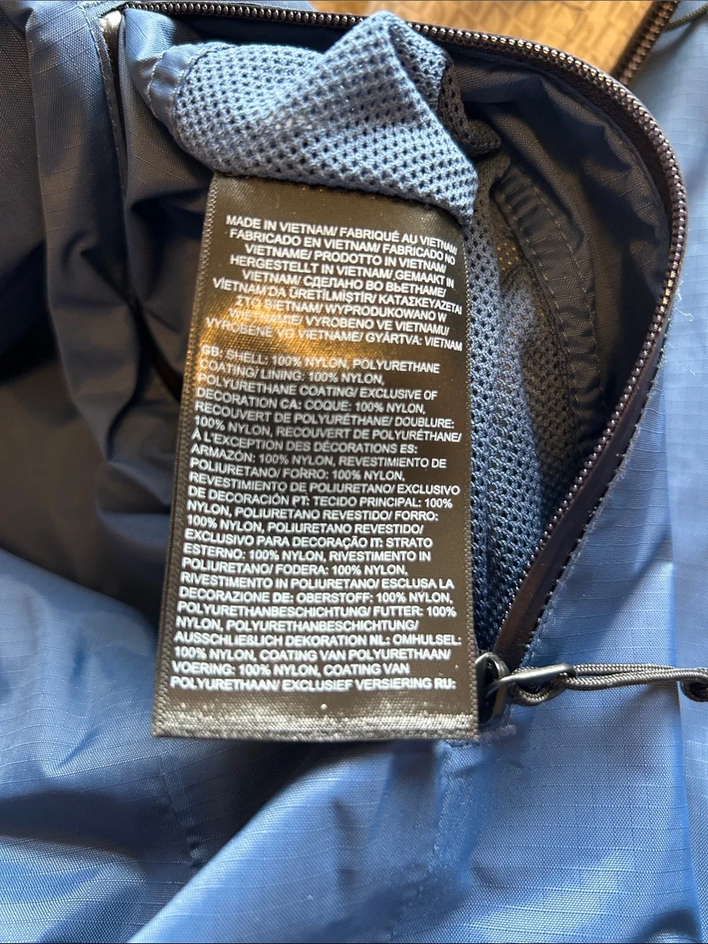 The North Face Men’s Royal Blue Hooded windbreaker Jacket